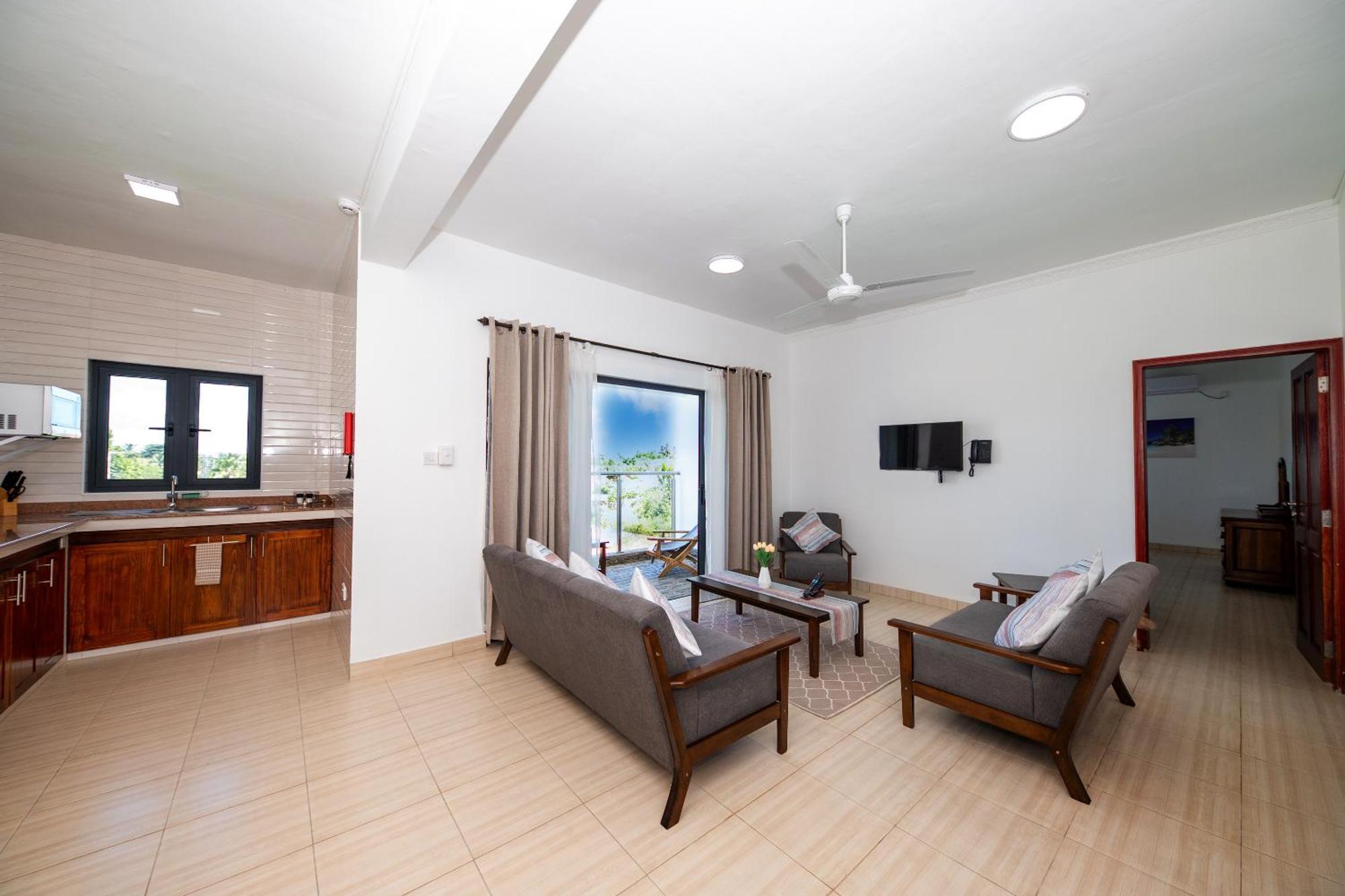 Bijoutier Apartments Grand Anse  ภายนอก รูปภาพ