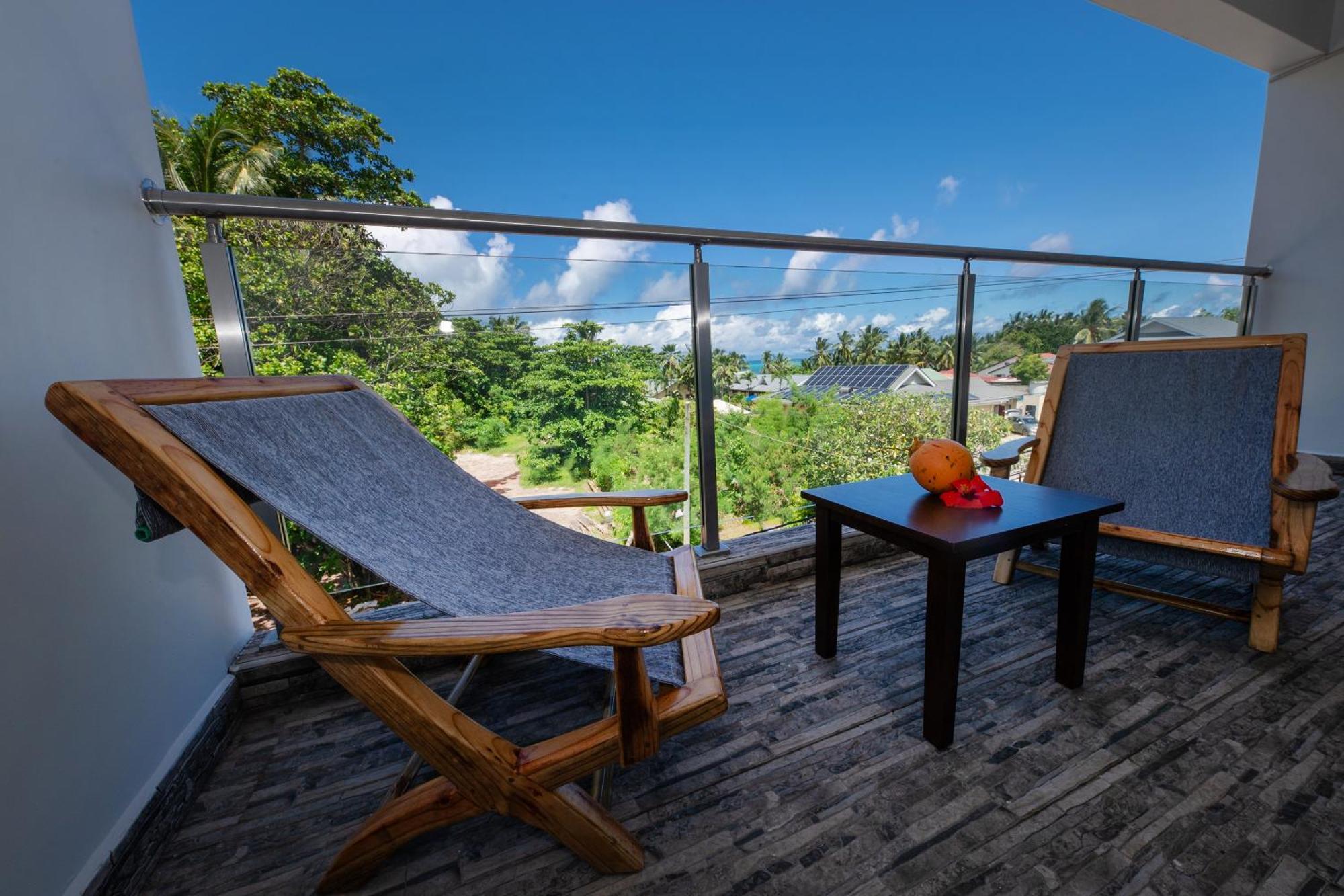 Bijoutier Apartments Grand Anse  ภายนอก รูปภาพ