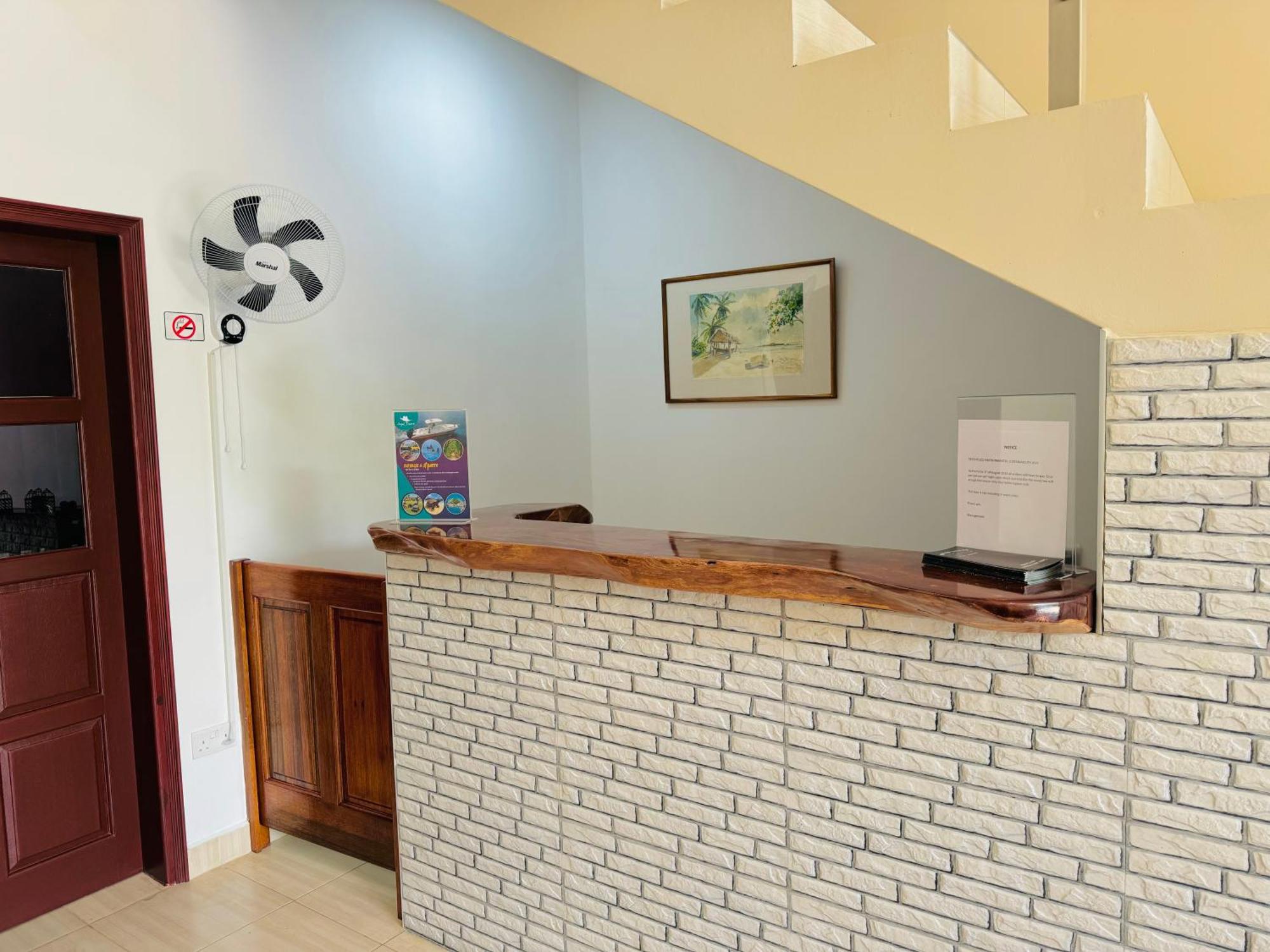 Bijoutier Apartments Grand Anse  ภายนอก รูปภาพ