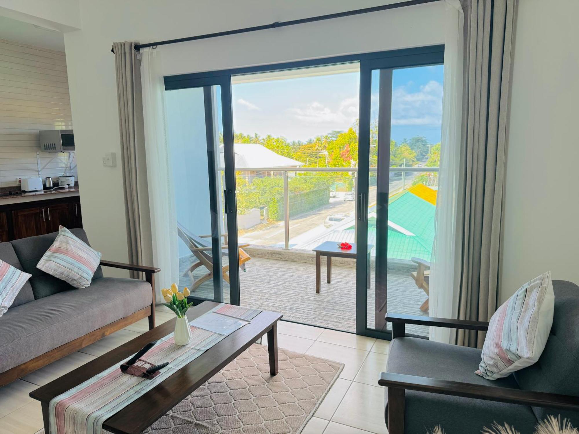 Bijoutier Apartments Grand Anse  ภายนอก รูปภาพ