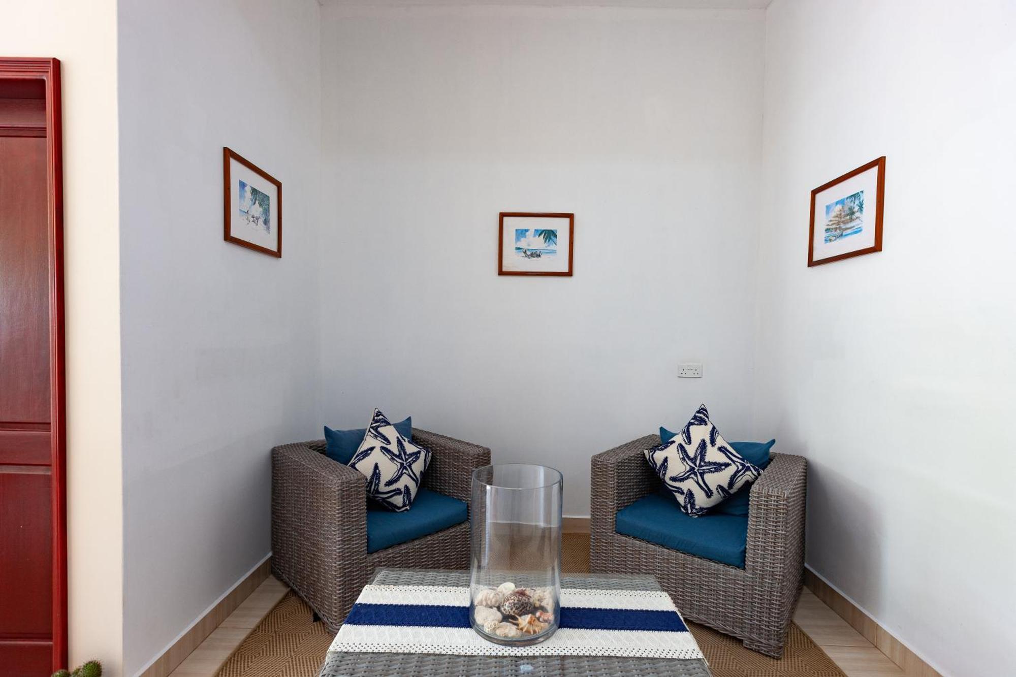 Bijoutier Apartments Grand Anse  ภายนอก รูปภาพ