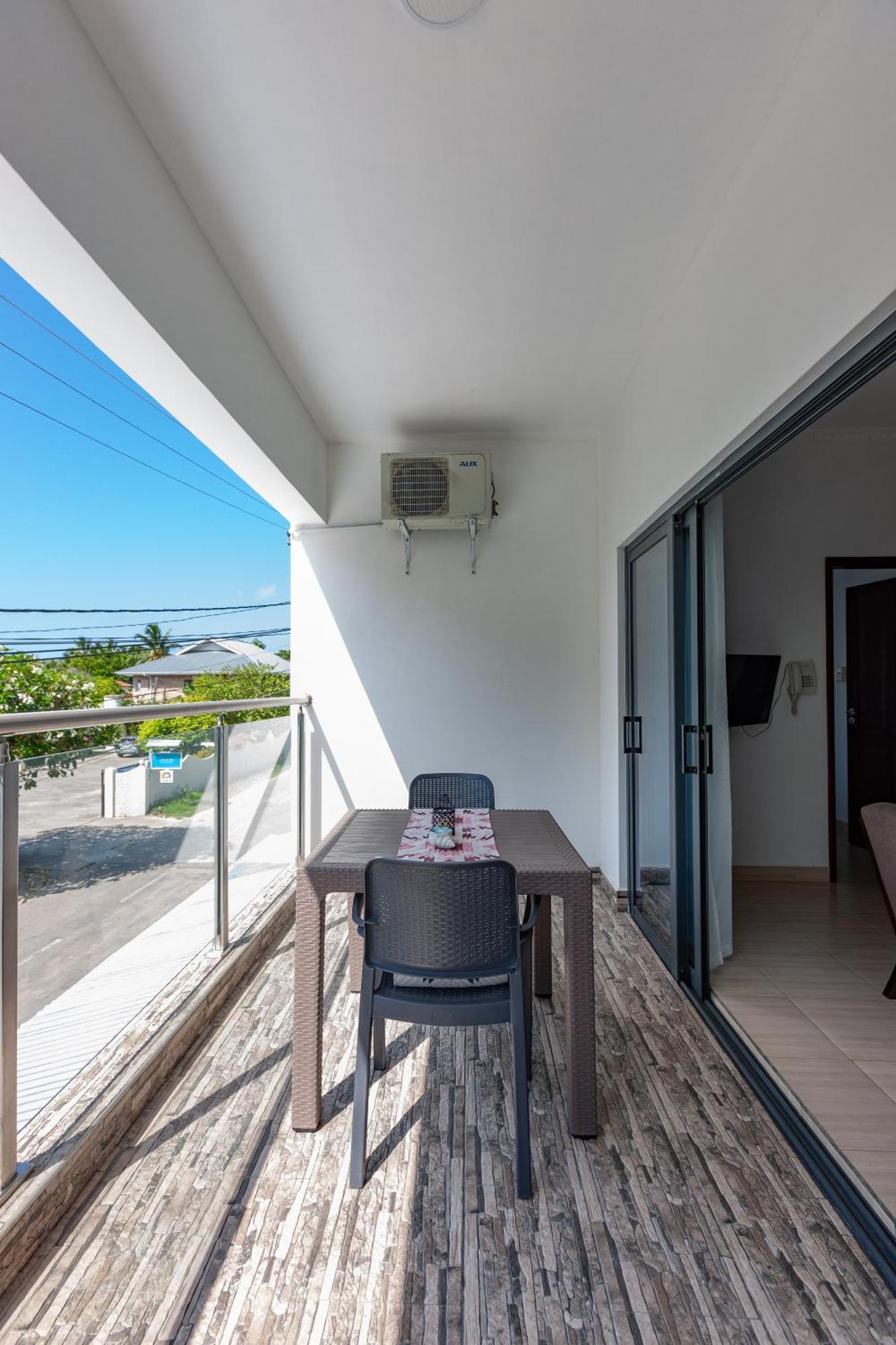 Bijoutier Apartments Grand Anse  ภายนอก รูปภาพ