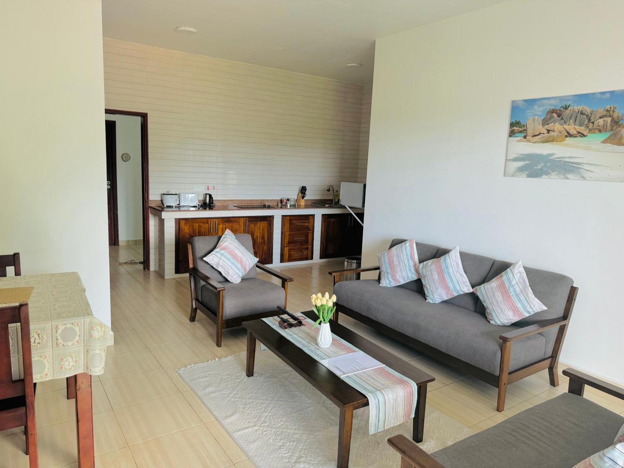 Bijoutier Apartments Grand Anse  ภายนอก รูปภาพ